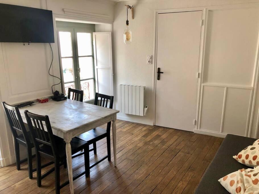 Le Garengeot - Wifi - Centre Ville - Property Rental Nm Vitré Exterior foto